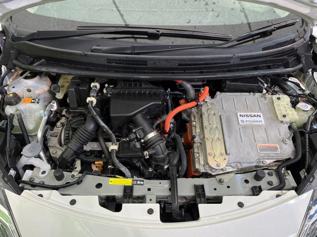 e-パワー メダリスト エマージェンシーブレーキ 禁煙車 SDナビ Bluetooth再生 フルセグ ETC バックカメラ ドラレコ LEDヘッド フロントフォグ 純正15インチAW アイドリングストップ(20枚目)