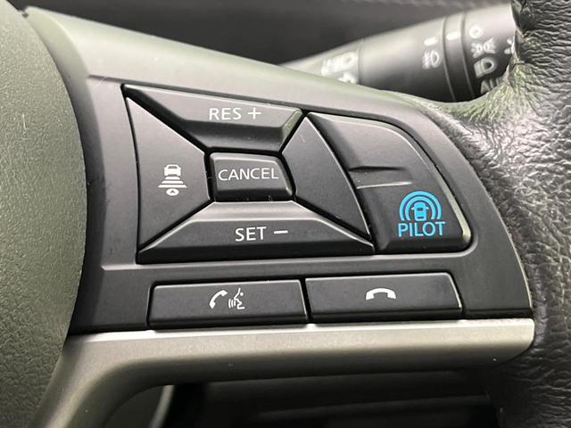 セレナ ｅ－パワー　ハイウェイスターＶ　フリップダウンモニター　両側電動ドア　純正１０型ナビ　全周囲カメラ　プロパイロット　禁煙車　ドラレコ　コーナーセンサー　アダプディプハイビーム　ＬＥＤヘッド　ビルトインＥＴＣ　パークアシスト（7枚目）