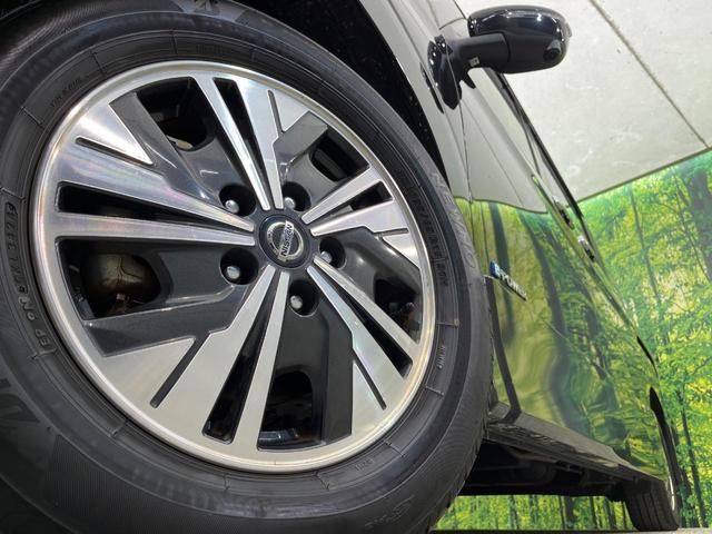 セレナ ｅ－パワー　ハイウェイスターＶ　フリップダウンモニター　両側電動ドア　純正１０型ナビ　全周囲カメラ　プロパイロット　禁煙車　ドラレコ　コーナーセンサー　アダプディプハイビーム　ＬＥＤヘッド　ビルトインＥＴＣ　パークアシスト（14枚目）