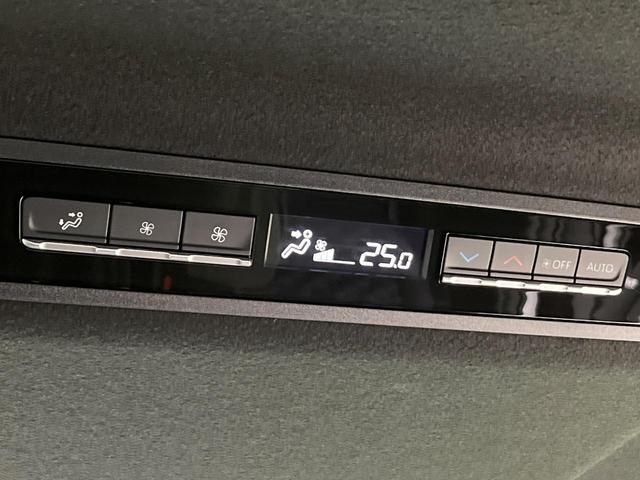 ヴォクシー ハイブリッドＳ－Ｚ　４ＷＤ　両側電動ドア　純正１０．５型ナビ　バックカメラ　ディスプレイオーディオ＋　衝突被害軽減　レーダークルーズ　禁煙車　ハーフレザー　コーナーセンサー　ＬＥＤヘッド　ＥＴＣ２．０　オートハイビーム（7枚目）