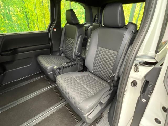 ヴォクシー ハイブリッドＳ－Ｚ　４ＷＤ　両側電動ドア　純正１０．５型ナビ　バックカメラ　ディスプレイオーディオ＋　衝突被害軽減　レーダークルーズ　禁煙車　ハーフレザー　コーナーセンサー　ＬＥＤヘッド　ＥＴＣ２．０　オートハイビーム（42枚目）