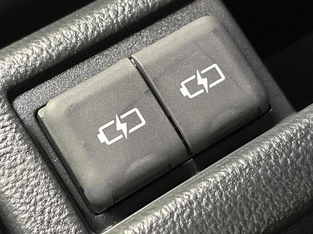 ヴォクシー ハイブリッドＳ－Ｚ　４ＷＤ　両側電動ドア　純正１０．５型ナビ　バックカメラ　ディスプレイオーディオ＋　衝突被害軽減　レーダークルーズ　禁煙車　ハーフレザー　コーナーセンサー　ＬＥＤヘッド　ＥＴＣ２．０　オートハイビーム（47枚目）