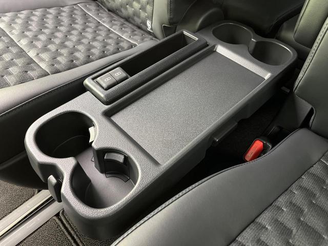 ヴォクシー ハイブリッドＳ－Ｚ　４ＷＤ　両側電動ドア　純正１０．５型ナビ　バックカメラ　ディスプレイオーディオ＋　衝突被害軽減　レーダークルーズ　禁煙車　ハーフレザー　コーナーセンサー　ＬＥＤヘッド　ＥＴＣ２．０　オートハイビーム（48枚目）