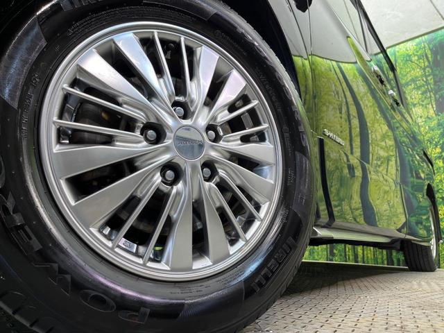 セレナ オーテック　セーフティパッケージ　４ＷＤ　両側電動スライド　１１型ディスプレイ　全周囲カメラ　衝突被害軽減システム　プロパイロット　禁煙車　ドラレコ　前席シートヒーター　スマートキー　ＬＥＤヘッド　ＥＴＣ　デジタルインナーミラー（14枚目）