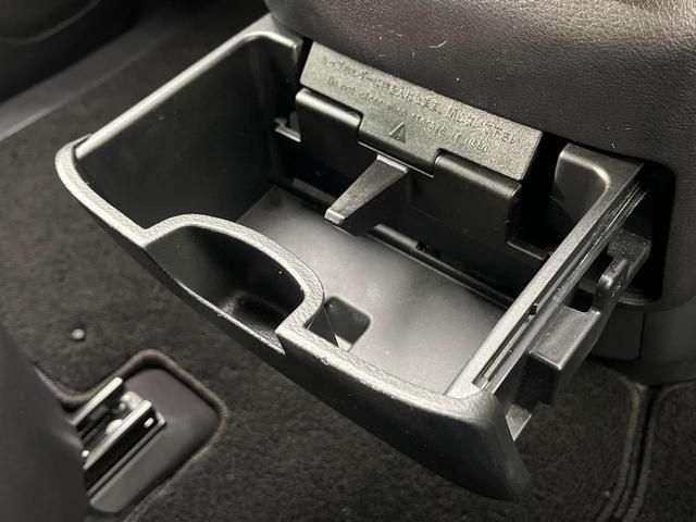 セレナ オーテック　セーフティパッケージ　４ＷＤ　両側電動スライド　１１型ディスプレイ　全周囲カメラ　衝突被害軽減システム　プロパイロット　禁煙車　ドラレコ　前席シートヒーター　スマートキー　ＬＥＤヘッド　ＥＴＣ　デジタルインナーミラー（75枚目）