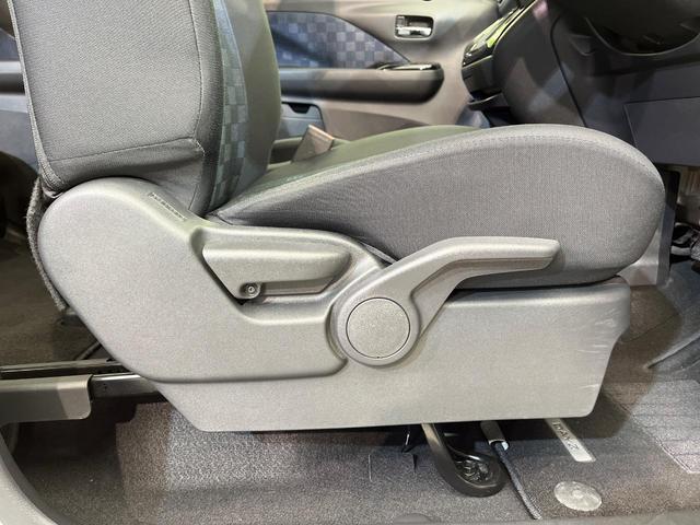 デイズ ハイウェイスター　Ｘ　エマージェンシーブレーキ　純正９型ディスプレイ　全周囲カメラ　禁煙車　クリアランスソナー　スマートキー　ＬＥＤヘッド　ＥＴＣ　オートハイビーム　純正１４インチＡＷ　オートエアコン　電動格納ミラー（39枚目）