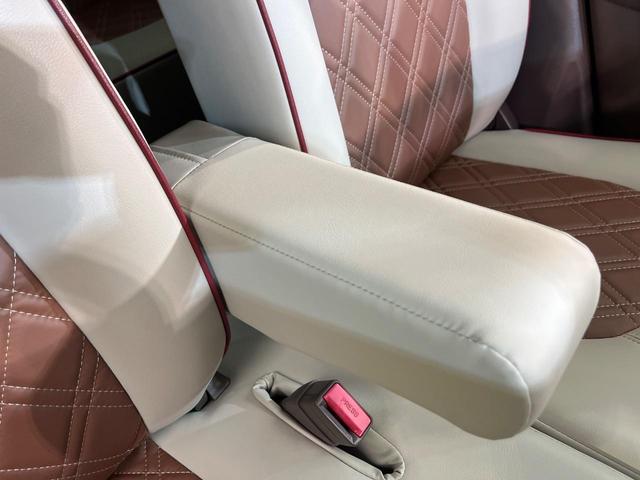 アルトラパンショコラ G SDナビ バックカメラ 禁煙車 レザーシート スマートキー HIDヘッド オートライト 純正14インチAW CD/DVD再生 電動格納ミラー 合皮シート プライバシーガラス アイドリングストップ(42枚目)