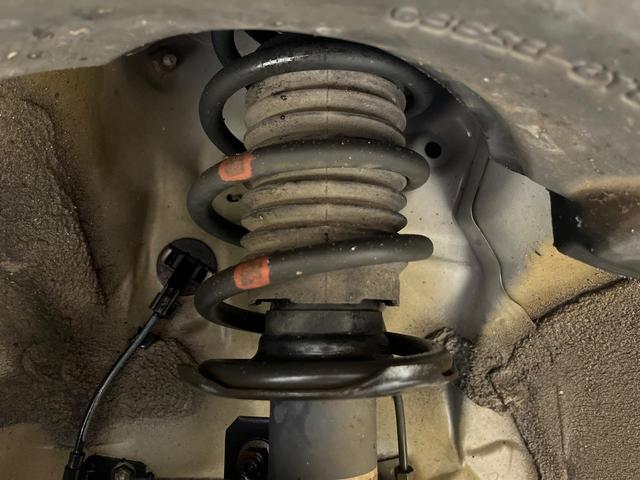 タント カスタムＲＳ　トップエディションＳＡＩＩＩ　ターボ　両側電動ドア　ＳＤナビ　バックカメラ　衝突被害軽減システム　禁煙車　ハーフレザーシート　シートヒーター　スマートキー　ＬＥＤヘッド　ＥＴＣ　オートハイビーム　車線逸脱警報　Ｂｌｕｅｔｏｏｔｈ（20枚目）