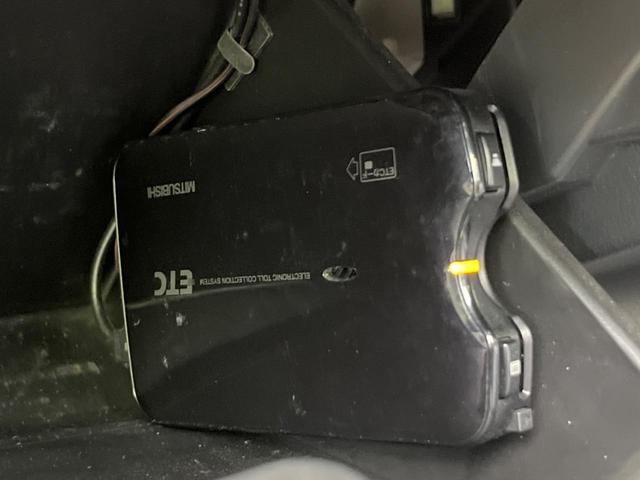 ワゴンＲ ＦＺ　衝突被害軽減システム　禁煙車　シートヒーター　スマートキー　ＥＴＣ　オートエアコン　純正１４インチアルミホイール　オーディオ　ＣＤ　横滑り防止装置　電動格納ドアミラー　衝突安全ボディ（42枚目）