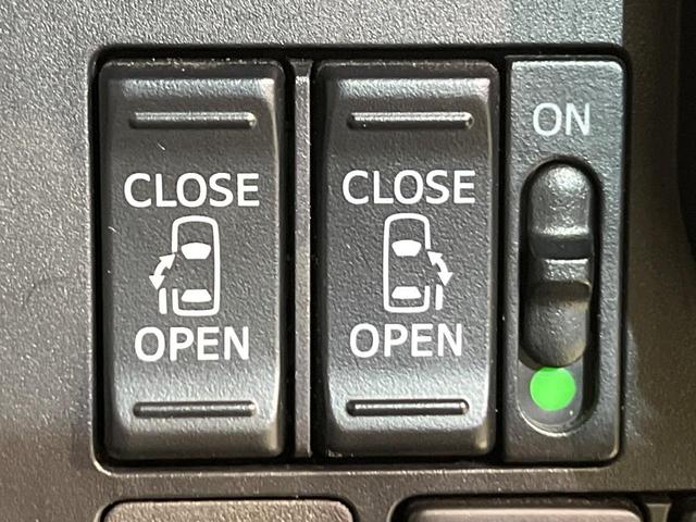 トール カスタムＧ　ＳＡＩＩ　４ＷＤ　両側電動ドア　ＢＩＧＸ９型ナビ　全周囲カメラ　衝突被害軽減システム　禁煙車　スマートキー　ＬＥＤヘッド　ビルトインＥＴＣ　クルコン　オートエアコン　純正１４インチＡＷ　Ｂｌｕｅｔｏｏｔｈ（3枚目）