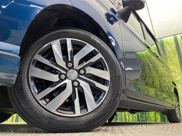 トール カスタムＧ　ＳＡＩＩ　４ＷＤ　両側電動ドア　ＢＩＧＸ９型ナビ　全周囲カメラ　衝突被害軽減システム　禁煙車　スマートキー　ＬＥＤヘッド　ビルトインＥＴＣ　クルコン　オートエアコン　純正１４インチＡＷ　Ｂｌｕｅｔｏｏｔｈ（13枚目）