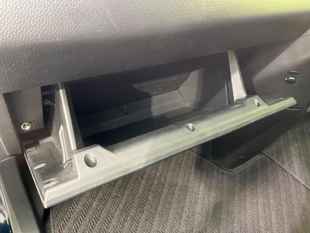 トール カスタムＧ　ＳＡＩＩ　４ＷＤ　両側電動ドア　ＢＩＧＸ９型ナビ　全周囲カメラ　衝突被害軽減システム　禁煙車　スマートキー　ＬＥＤヘッド　ビルトインＥＴＣ　クルコン　オートエアコン　純正１４インチＡＷ　Ｂｌｕｅｔｏｏｔｈ（43枚目）