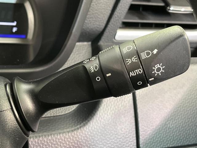 トール カスタムＧ　ＳＡＩＩ　４ＷＤ　両側電動ドア　ＢＩＧＸ９型ナビ　全周囲カメラ　衝突被害軽減システム　禁煙車　スマートキー　ＬＥＤヘッド　ビルトインＥＴＣ　クルコン　オートエアコン　純正１４インチＡＷ　Ｂｌｕｅｔｏｏｔｈ（50枚目）