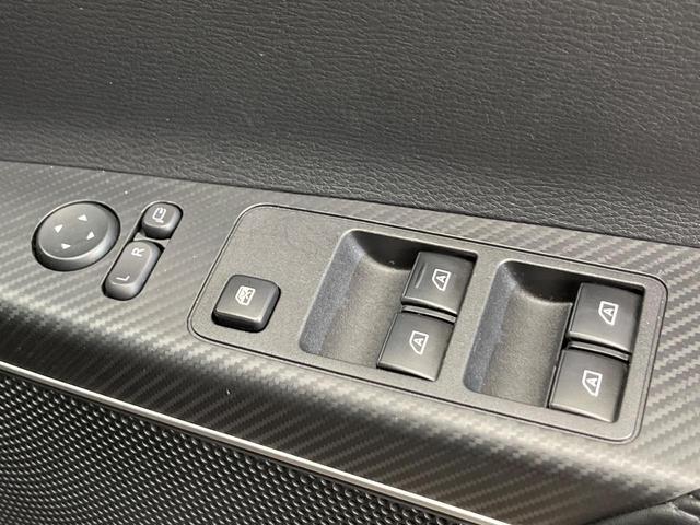 デリカD:5 P 4WD 電動サイドステップレス 両側電動スライド 純正10型ナビ 全周囲カメラ 禁煙車 eアシスト パワーバックドア ステアリングヒーター ブラインドスポットM LEDヘッド LEDフォグ ETC(62枚目)