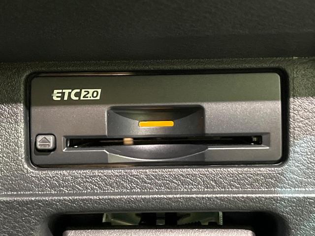 オーラ G レザーエディション 純正9型ナビ BOSEサウンド プロパイロット 全周囲カメラ 禁煙車 ブラインドスポットM LEDヘッド LEDフォグ デジタルインナーミラー 置くだけ充電 ETC2.0 ドラレコ 純正17インチAW(8枚目)