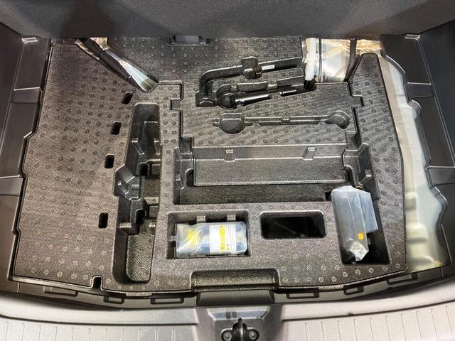 オーラ G レザーエディション 純正9型ナビ BOSEサウンド プロパイロット 全周囲カメラ 禁煙車 ブラインドスポットM LEDヘッド LEDフォグ デジタルインナーミラー 置くだけ充電 ETC2.0 ドラレコ 純正17インチAW(43枚目)