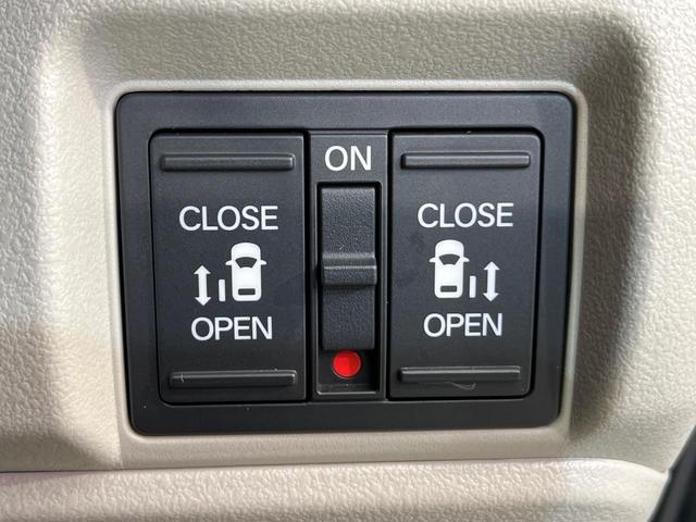 N-BOX ベースグレード 4WD 両側電動スライド 純正8型ナビ バックカメラ ホンダセンシング 渋滞追従クルコン 禁煙車 スマートキー LEDヘッド 前席シートヒーター ETC オートハイビーム シートバックテーブル(3枚目)