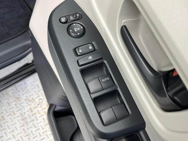 N-BOX ベースグレード 4WD 両側電動スライド 純正8型ナビ バックカメラ ホンダセンシング 渋滞追従クルコン 禁煙車 スマートキー LEDヘッド 前席シートヒーター ETC オートハイビーム シートバックテーブル(65枚目)