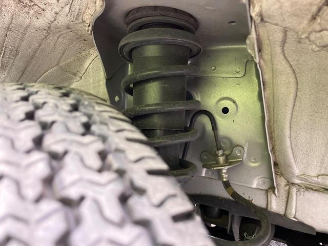 ハイゼットトラック スタンダード 4WD MT車 スマートアシスト 禁煙車 ドラレコ クリアランスソナー ETC オートハイビーム 車線逸脱警報 オートライト オーディオ アイドリングストップ(19枚目)