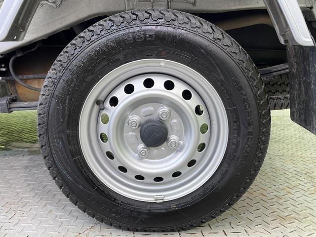 ハイゼットトラック スタンダード 4WD MT車 スマートアシスト 禁煙車 ドラレコ クリアランスソナー ETC オートハイビーム 車線逸脱警報 オートライト オーディオ アイドリングストップ(24枚目)