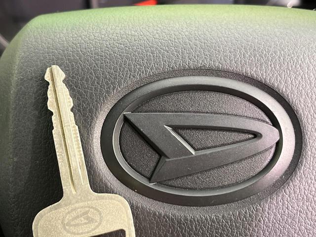 ハイゼットトラック スタンダード 4WD MT車 スマートアシスト 禁煙車 ドラレコ クリアランスソナー ETC オートハイビーム 車線逸脱警報 オートライト オーディオ アイドリングストップ(37枚目)