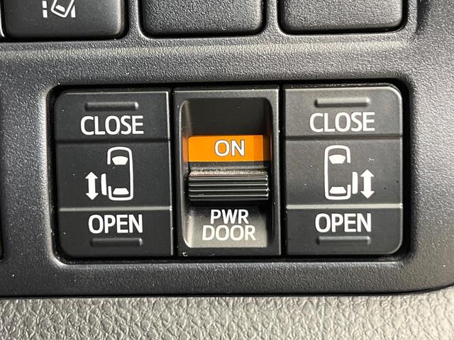 ノア X 楽ナビ 両側電動スライド プッシュスタート 禁煙車 セーフティセンス LEDヘッド クルコン 前後ドラレコ ビルトインETC デュアルオートエアコン 電動格納ドアミラー アイドリングストップ(3枚目)