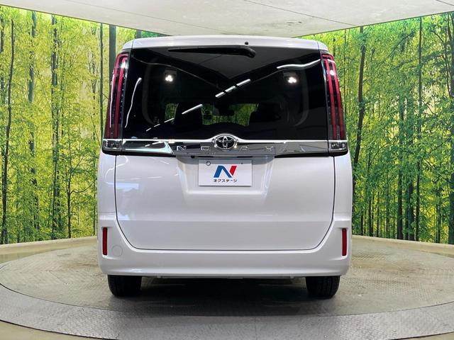ノア X 楽ナビ 両側電動スライド プッシュスタート 禁煙車 セーフティセンス LEDヘッド クルコン 前後ドラレコ ビルトインETC デュアルオートエアコン 電動格納ドアミラー アイドリングストップ(16枚目)