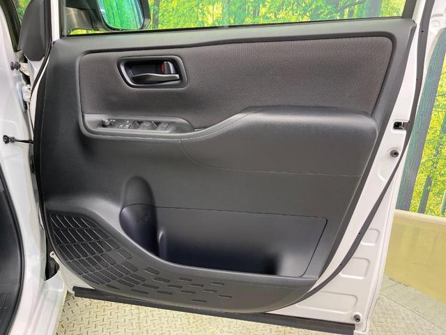 ノア X 楽ナビ 両側電動スライド プッシュスタート 禁煙車 セーフティセンス LEDヘッド クルコン 前後ドラレコ ビルトインETC デュアルオートエアコン 電動格納ドアミラー アイドリングストップ(36枚目)