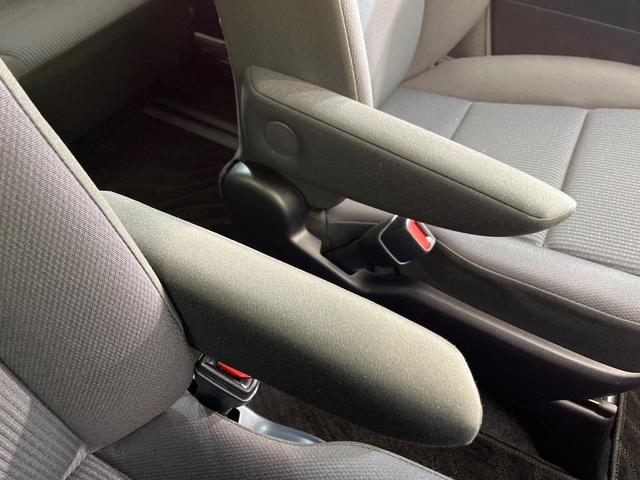 ノア X 楽ナビ 両側電動スライド プッシュスタート 禁煙車 セーフティセンス LEDヘッド クルコン 前後ドラレコ ビルトインETC デュアルオートエアコン 電動格納ドアミラー アイドリングストップ(42枚目)