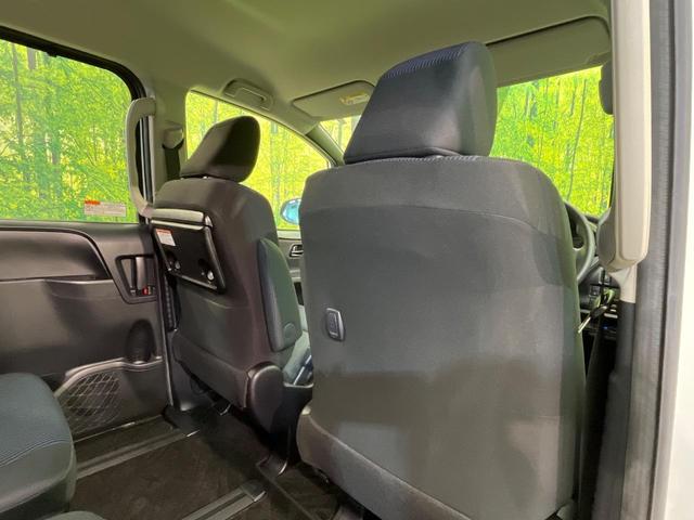 ノア X 楽ナビ 両側電動スライド プッシュスタート 禁煙車 セーフティセンス LEDヘッド クルコン 前後ドラレコ ビルトインETC デュアルオートエアコン 電動格納ドアミラー アイドリングストップ(44枚目)