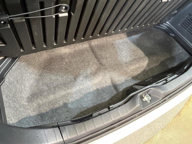 ノア X 楽ナビ 両側電動スライド プッシュスタート 禁煙車 セーフティセンス LEDヘッド クルコン 前後ドラレコ ビルトインETC デュアルオートエアコン 電動格納ドアミラー アイドリングストップ(50枚目)