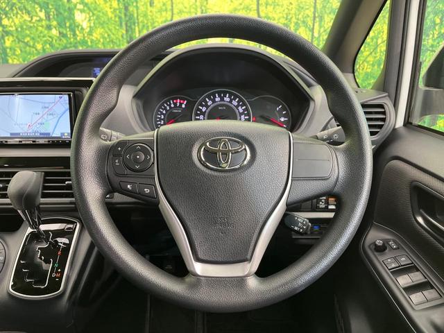 ノア X 楽ナビ 両側電動スライド プッシュスタート 禁煙車 セーフティセンス LEDヘッド クルコン 前後ドラレコ ビルトインETC デュアルオートエアコン 電動格納ドアミラー アイドリングストップ(52枚目)