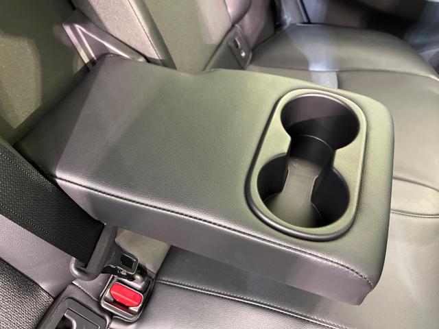 カローラクロス ハイブリッド　Ｚ　４ＷＤ　パノラマルーフ　寒冷地仕様　純正１０．５型ナビ　全周囲カメラ　トヨタチームメイト　ディスプレイオーディオ＋　レーダークルーズ　禁煙車　電動リアゲート　パワーシート　ドラレコ　コーナーセンサー（47枚目）