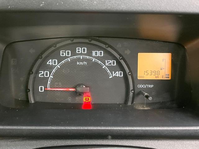 ハイゼットトラック エクストラSAIIIt 4WD MT車 スマートアシスト オーディオ 禁煙車 LEDヘッド LEDフォグ キーレスキー プライバシーガラス 荷台ステップ 12インチホイール バニティミラー 盗難防止システム(21枚目)