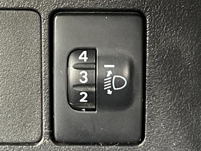 ハイゼットトラック エクストラSAIIIt 4WD MT車 スマートアシスト オーディオ 禁煙車 LEDヘッド LEDフォグ キーレスキー プライバシーガラス 荷台ステップ 12インチホイール バニティミラー 盗難防止システム(37枚目)