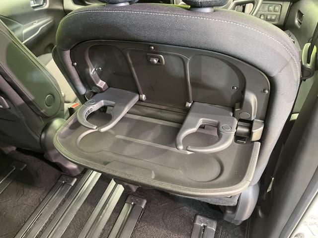 セレナ ハイウェイスター プロパイロットエディション 4WD ハンズフリー両側電動ドア 純正9型ナビ バックカメラ 衝突被害軽減システム プロパイロット 快適パック 禁煙車 コーナーセンサー スマートキー LEDヘッド ビルトインETC 車線逸脱警報(40枚目)