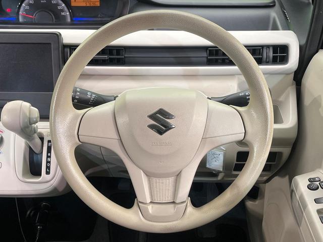 ステアリングも使用感が少なく、きれいな状態となっております♪