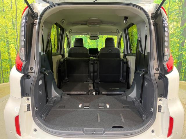 シエンタ ハイブリッドZ 両側電動ドア 寒冷地仕様 純正10.5型ナビ 全周囲カメラ 1500W電源 レーダークルーズ 禁煙車 コーナーセンサー LEDヘッド ETC 7人乗 フルセグ シートヒーター ステアリングヒーター(12枚目)