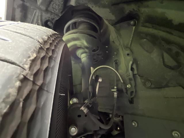 ハリアー Ｚ　レザーパッケージ　純正１２．３型ナビ　全周囲カメラ　ＪＢＬサウンド　寒冷地仕様　レーダークルーズ　デジタルインナーミラー　ブラインドスポットモニター　ハンズフリー電動リアゲート　黒革シート　シートエアコン　前後ドラレコ（21枚目）