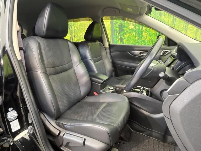 【防水シート】スノボやダイビング等でありがちな汚れや濡れも心配無用の防水シート♪雨の日に傘や荷物でシートが濡れたり、飲み物をこぼしたりした時もサッと拭いてきれいになるから大助かり♪