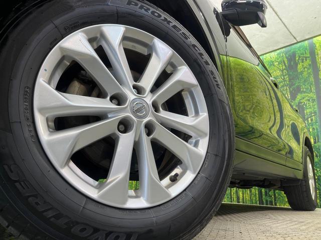 【純正１７インチアルミホイール】外観にマッチした純正アルミホイールを装着しております。各種社外アルミホイールや、スタッドレスタイヤも取扱いしております。是非ご相談ください♪