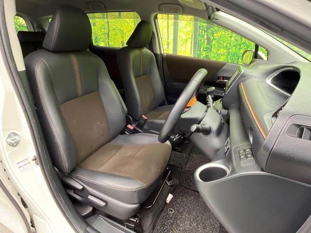 シエンタ ハイブリッドＧ　クエロ　両側電動ドア　純正ナビ　全周囲カメラ　衝突被害軽減システム　禁煙車　ハーフレザーシート　ドラレコ　ＨＤＭＩ接続　ＬＥＤヘッド　ビルトインＥＴＣ　クルコン　純正ＯＰ１６インチＡＷ　Ｂｌｕｅｔｏｏｔｈ（9枚目）