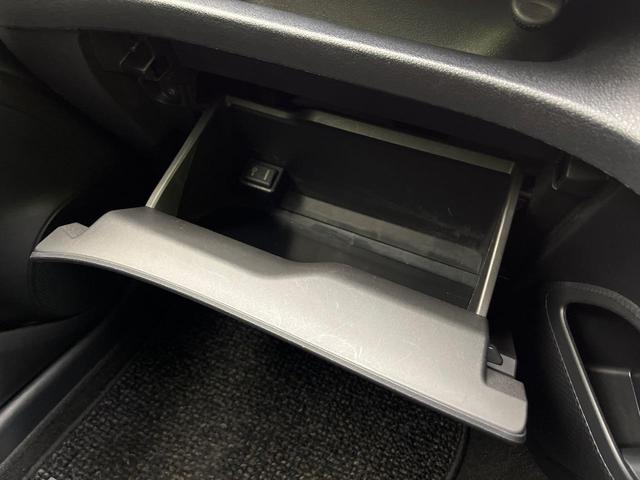 シエンタ ハイブリッドＧ　クエロ　両側電動ドア　純正ナビ　全周囲カメラ　衝突被害軽減システム　禁煙車　ハーフレザーシート　ドラレコ　ＨＤＭＩ接続　ＬＥＤヘッド　ビルトインＥＴＣ　クルコン　純正ＯＰ１６インチＡＷ　Ｂｌｕｅｔｏｏｔｈ（64枚目）