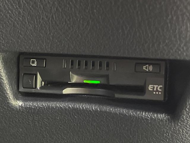 シエンタ ハイブリッドＧ　クエロ　両側電動ドア　純正ナビ　全周囲カメラ　衝突被害軽減システム　禁煙車　ハーフレザーシート　ドラレコ　ＨＤＭＩ接続　ＬＥＤヘッド　ビルトインＥＴＣ　クルコン　純正ＯＰ１６インチＡＷ　Ｂｌｕｅｔｏｏｔｈ（66枚目）