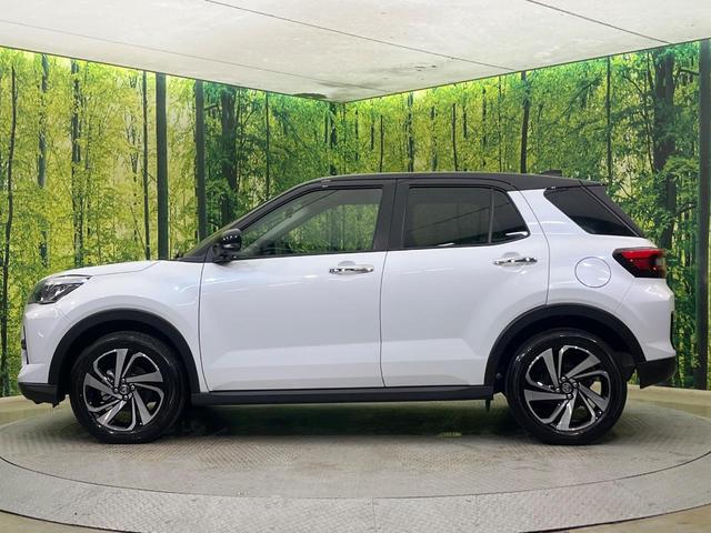 ライズ Ｚ　４ＷＤ　登録済未使用車　９型ディスプレイ　全周囲カメラ　寒冷地仕様　スマートアシスト　渋滞追従クルコン　クリアランスソナー　スマートキー　ＬＥＤヘッド　純正１７インチＡＷ　オートハイビーム（29枚目）