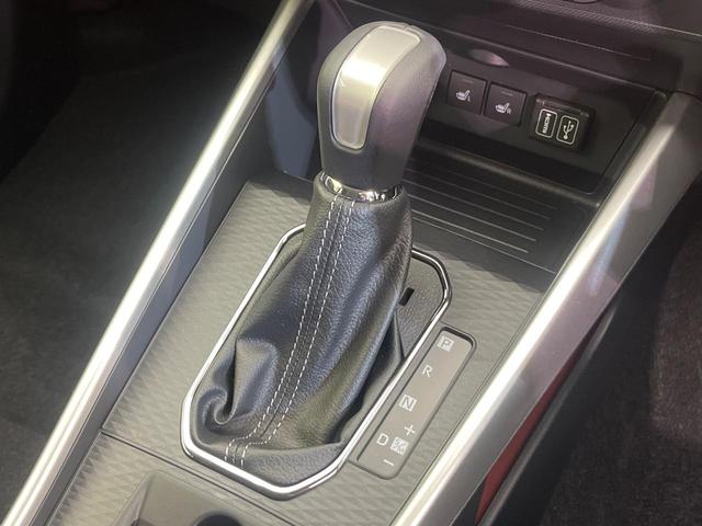 ライズ Ｚ　４ＷＤ　登録済未使用車　９型ディスプレイ　全周囲カメラ　寒冷地仕様　スマートアシスト　渋滞追従クルコン　クリアランスソナー　スマートキー　ＬＥＤヘッド　純正１７インチＡＷ　オートハイビーム（51枚目）