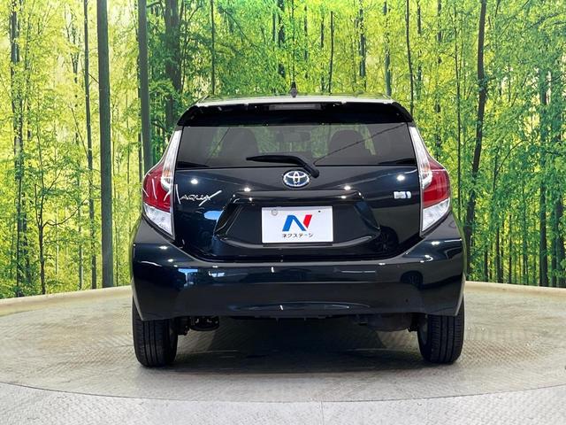 アクア Ｓ　純正ナビ　バックカメラ　禁煙車　スマートキー　ビルトインＥＴＣ　オートライト　オートエアコン　Ｂｌｕｅｔｏｏｔｈ　ＣＤ　ＤＶＤ再生　フルセグ　スマートエントリーＰＫＧ　電動格納ドアミラー（15枚目）