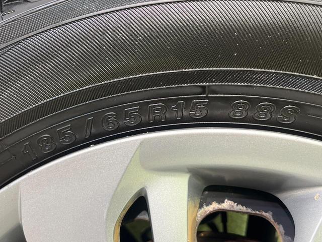 デミオ １３Ｃ　純正ナビ　衝突被害軽減システム　ブラインドスポットモニター　禁煙車　コーナーセンサー　スマートキー　ＥＴＣ　車線逸脱警報　オートライト　Ｂｌｕｅｔｏｏｔｈ　シートリフター　電動格納ドアミラー（28枚目）