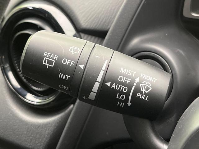 デミオ １３Ｃ　純正ナビ　衝突被害軽減システム　ブラインドスポットモニター　禁煙車　コーナーセンサー　スマートキー　ＥＴＣ　車線逸脱警報　オートライト　Ｂｌｕｅｔｏｏｔｈ　シートリフター　電動格納ドアミラー（50枚目）