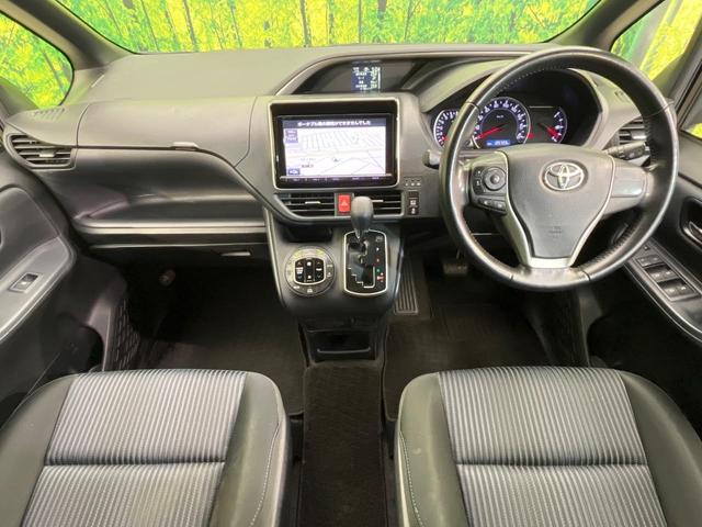 ヴォクシー ＺＳ　煌　寒冷地仕様　両側電動ドア　純正９型ナビ　バックカメラ　禁煙車　スマートキー　ＬＥＤヘッド　ビルトインＥＴＣ　純正１６インチＡＷ　ダブルオートエアコン　Ｂｌｕｅｔｏｏｔｈ　ＤＶＤ再生　フルセグ　７人乗（2枚目）